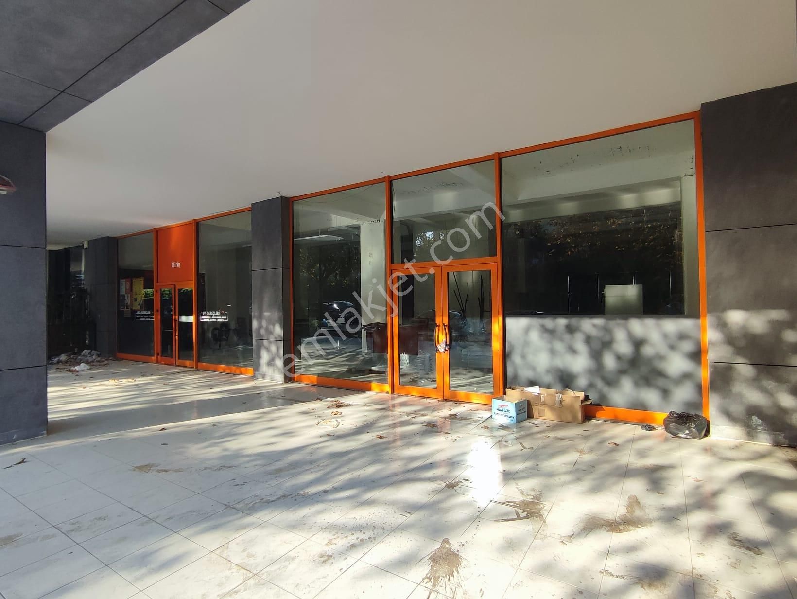 Nilüfer Fsm Bulvarında Cadde 224 De Kiracılı Satılık Dükkan - Görsel 24