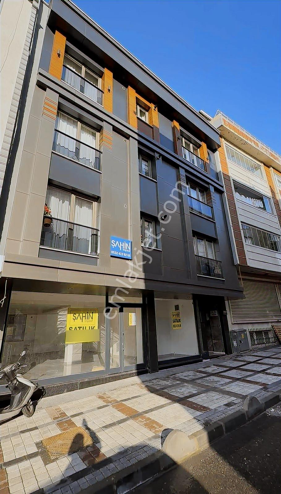 Yüzyıl Mahallesinde Toplu Ulaşıma Yakın Geniş Cepheli Dükkan - Görsel 17