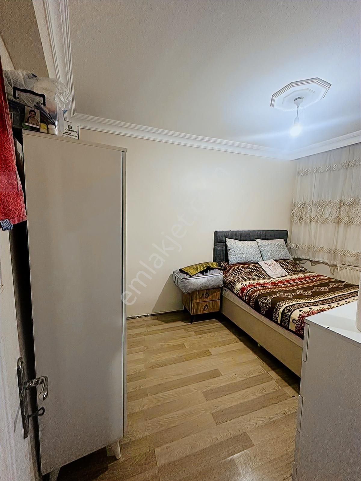 Şahin Gayrimenkulden Esenler Oruç Reis Mah Satılık Daire