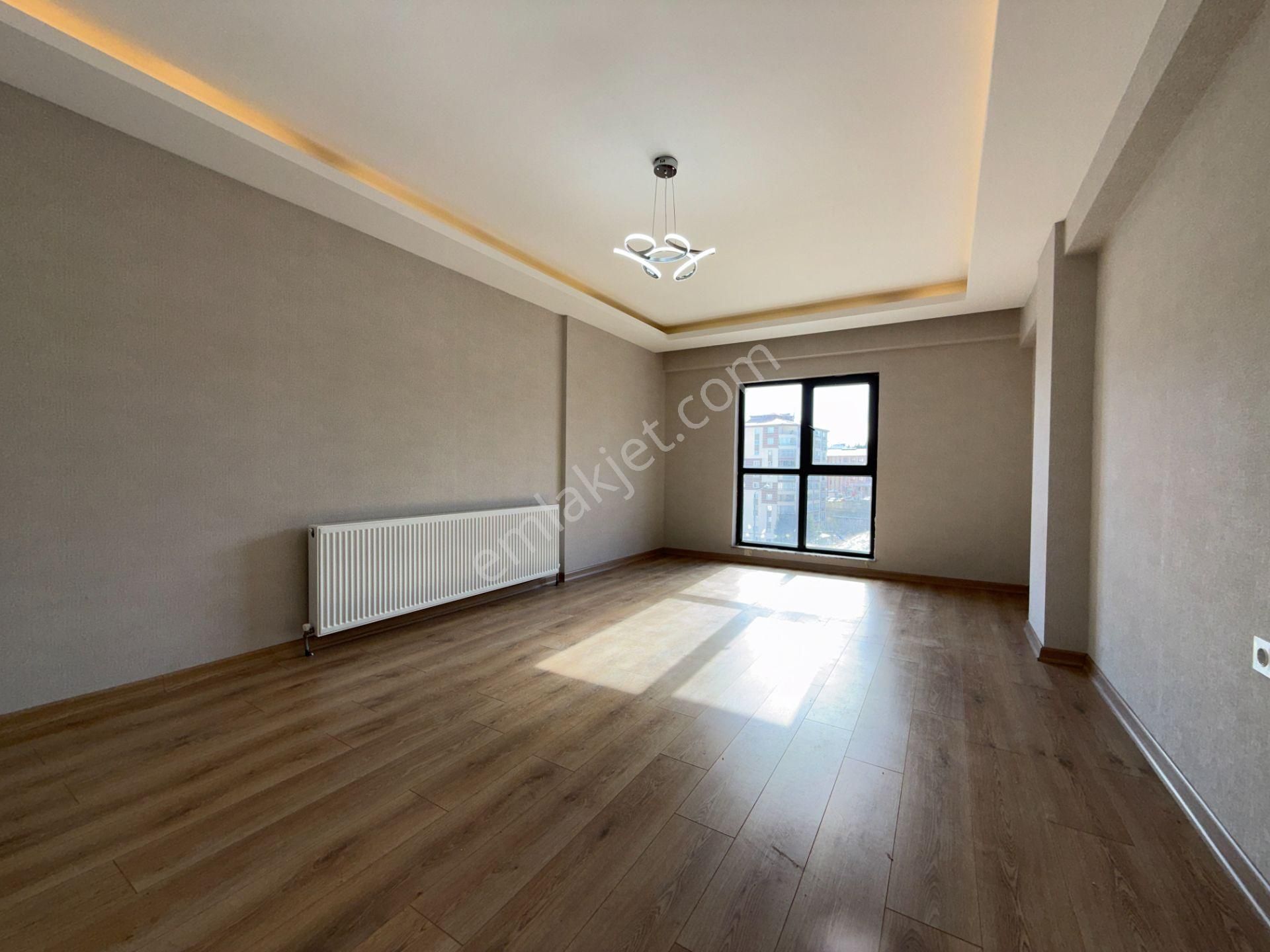 Ufuk Kılıç Emlak'tan Şık Tasarımlı K.otoparklı G.cephe 2+1 Lüx Daire - Görsel 10