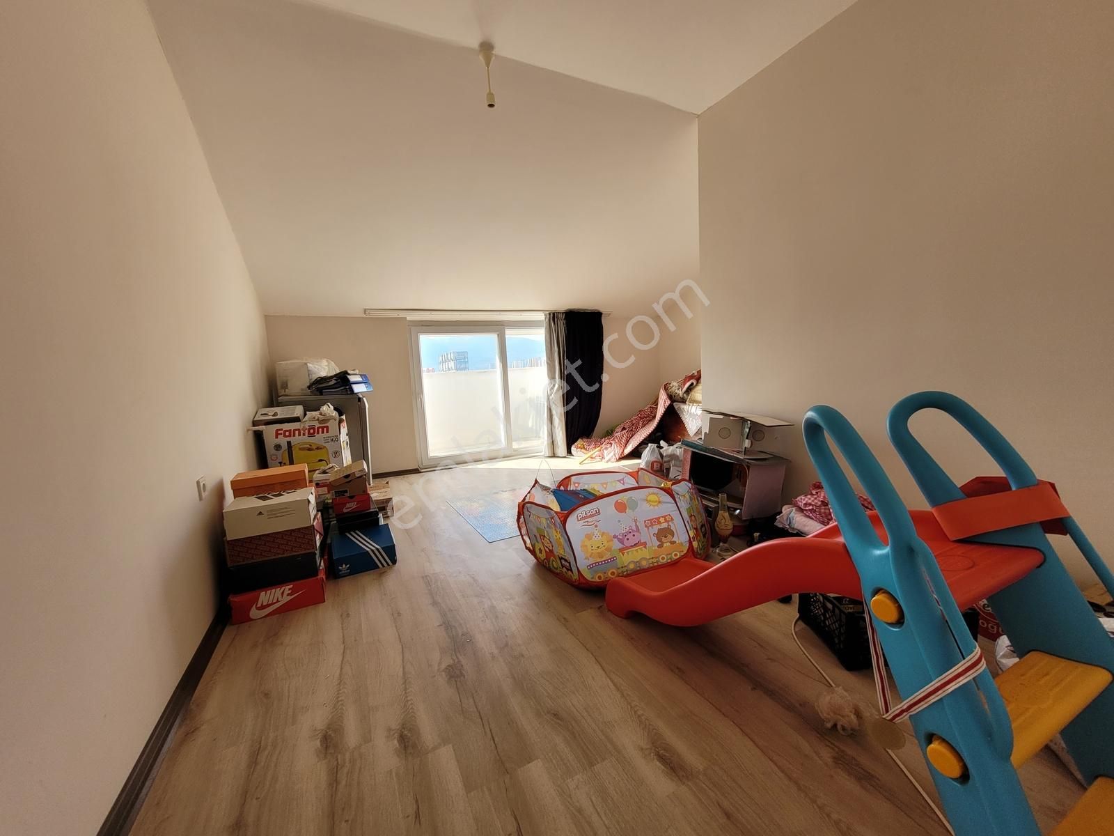 Göçerlerde Satılık 5+1 Asansörlü Güney Cephe Geniş Dubleks Daire - Görsel 21