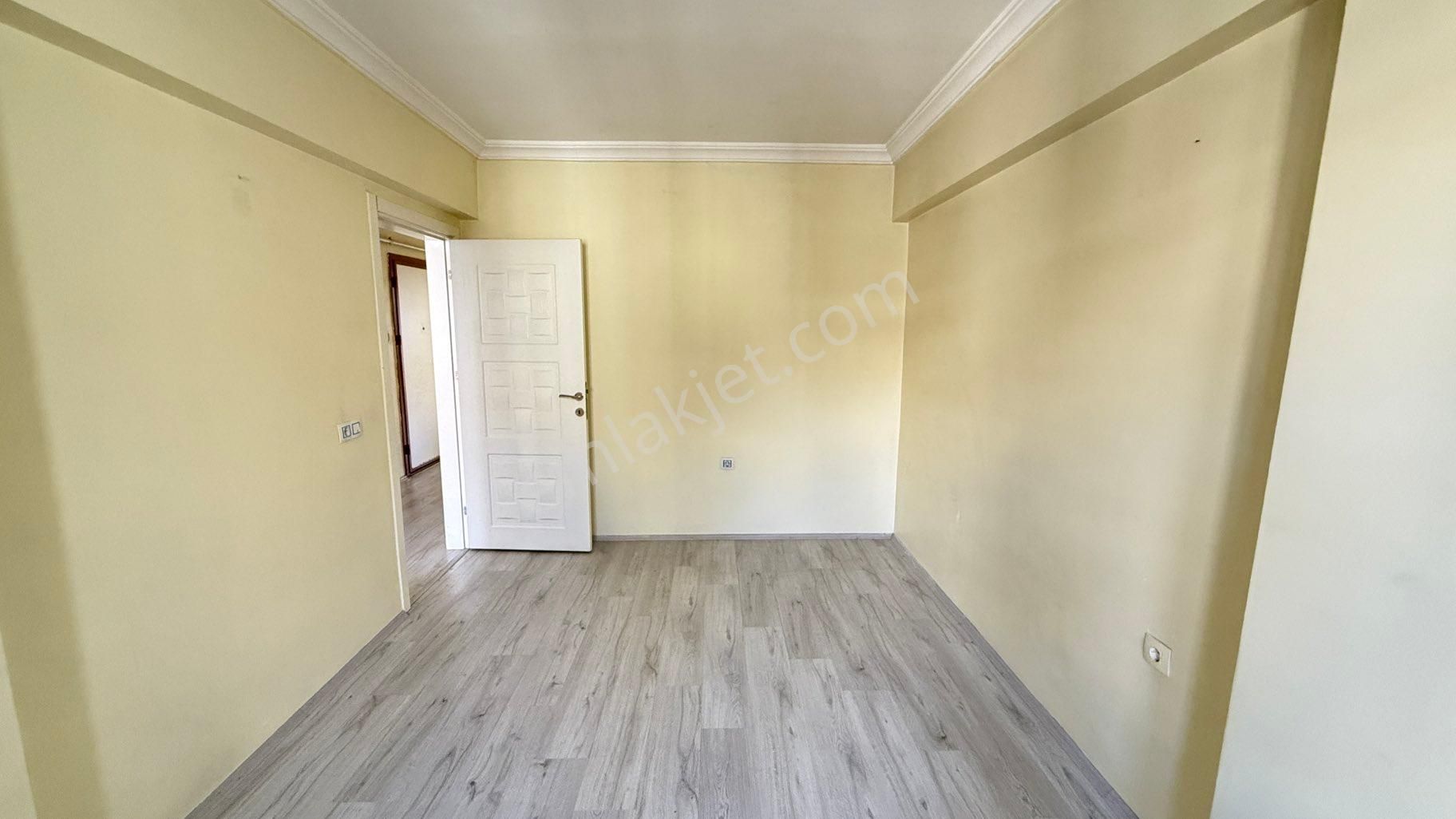 Karatay Araplar Mh. Bakımlı Arakat Kiralık Daire - Görsel 11