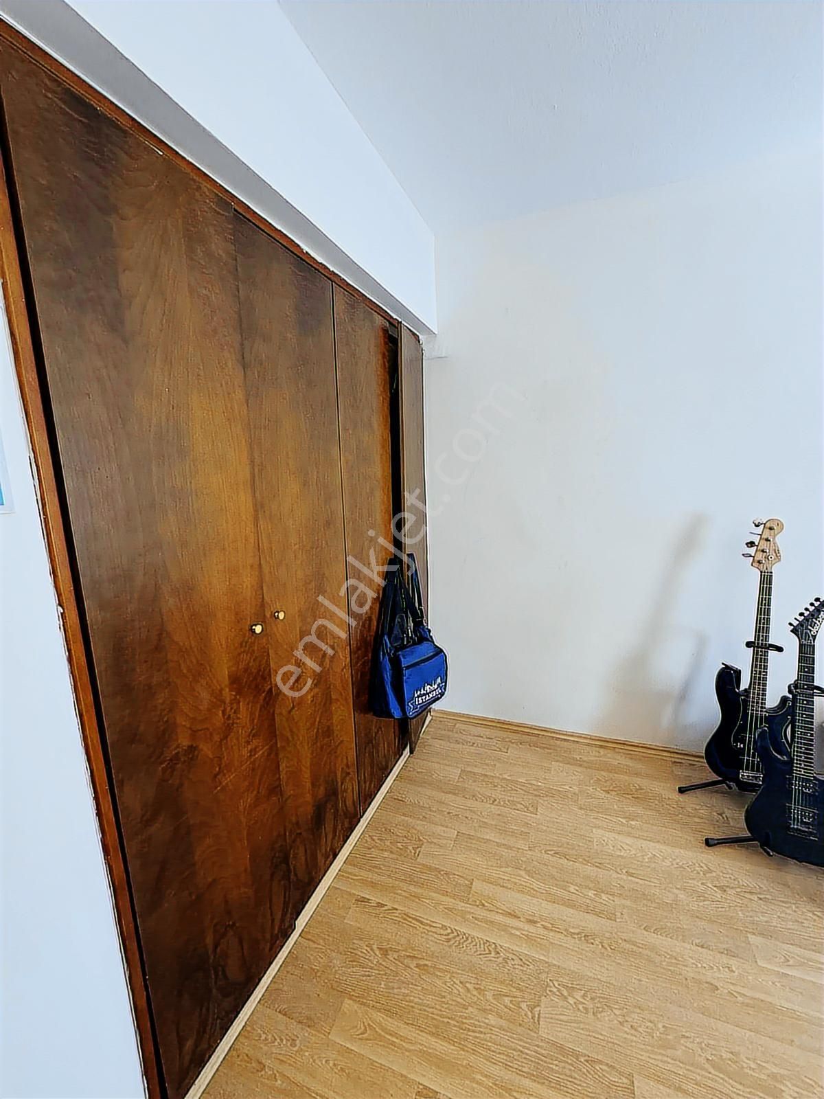 Altayçeşme Site İçinde Metroya 2dk Geniş Otoparklı Masrafsız 3+1 - Görsel 2