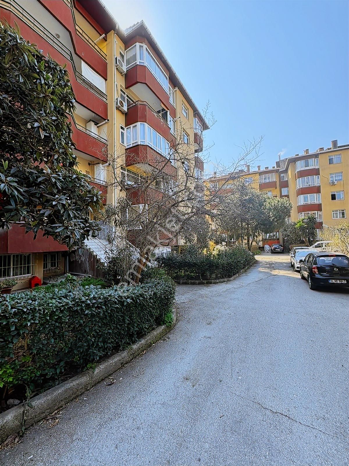 Altayçeşme Site İçinde Metroya 2dk Geniş Otoparklı Masrafsız 3+1 - Görsel 34