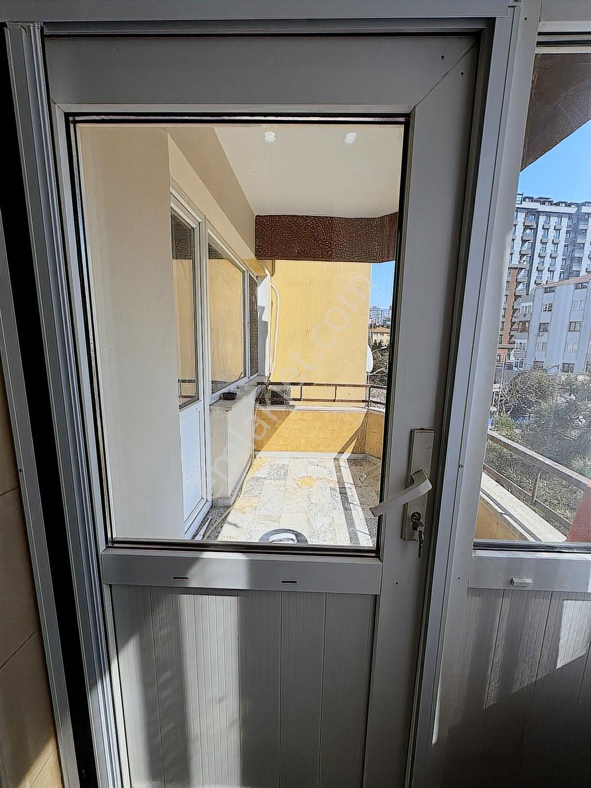 Altayçeşme Site İçinde Metroya 2dk Geniş Otoparklı Masrafsız 3+1 - Görsel 8