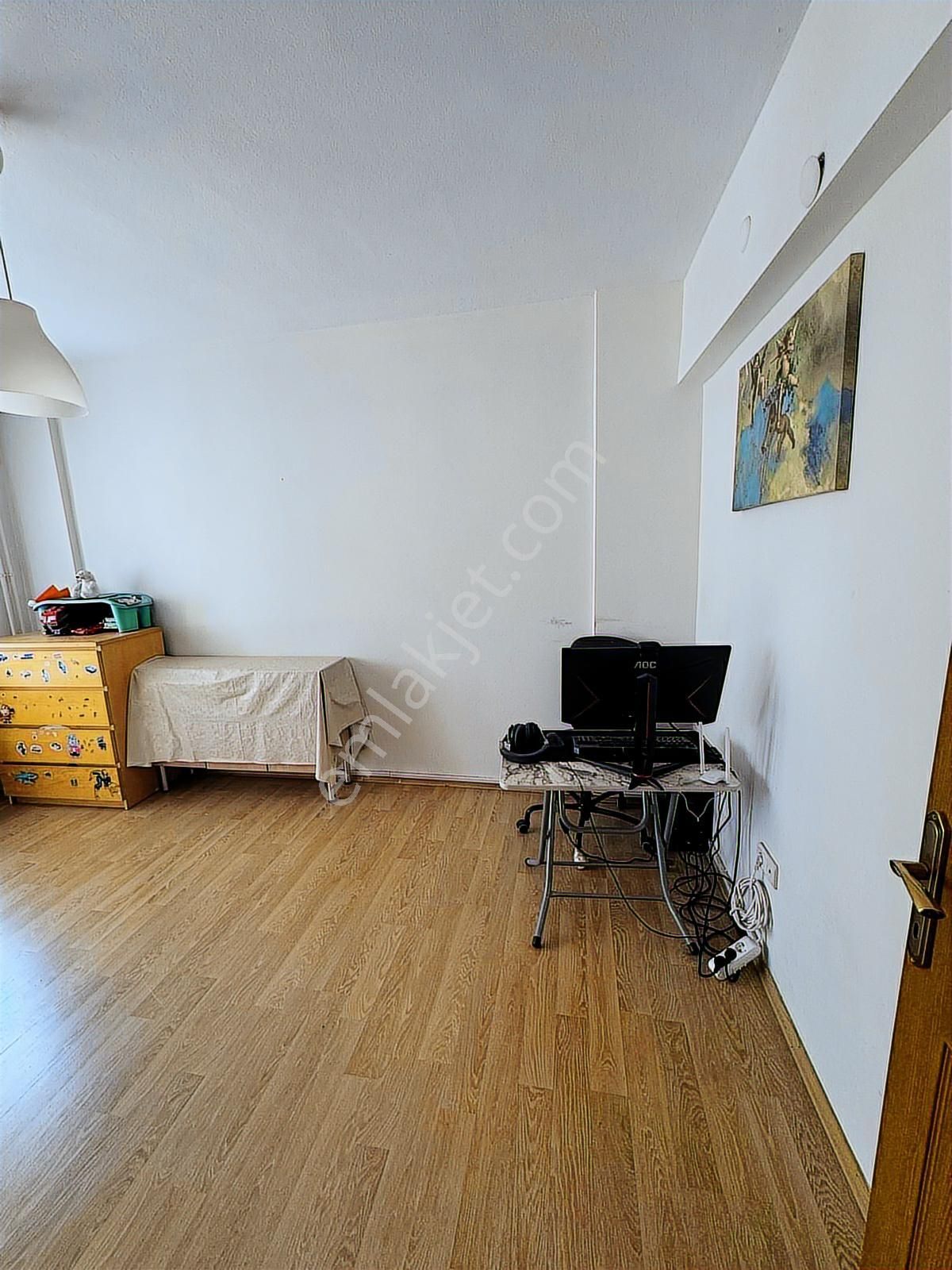 Altayçeşme Site İçinde Metroya 2dk Geniş Otoparklı Masrafsız 3+1 - Görsel 10