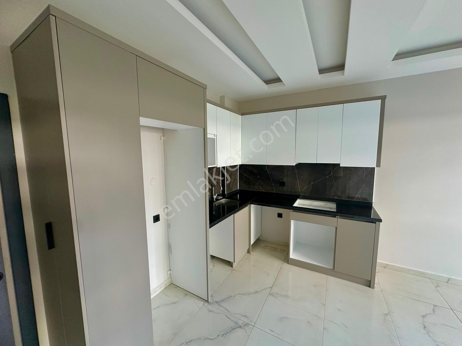 Fırsat Ucuz Daire 1+1 Boş Alanyada Obada Fırsat Ucuz Daire - Görsel 25