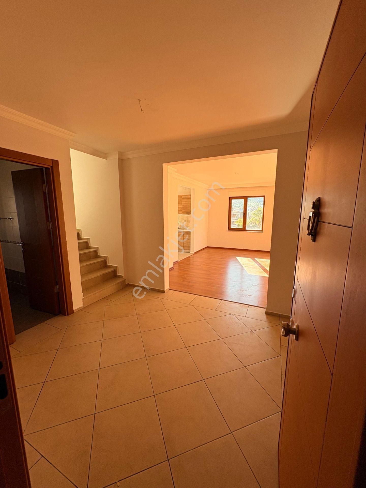 Fi Harita Gayrimenkul Marmaris Siteler Kiralık Eşyasız 2+1 Dubleks Daire