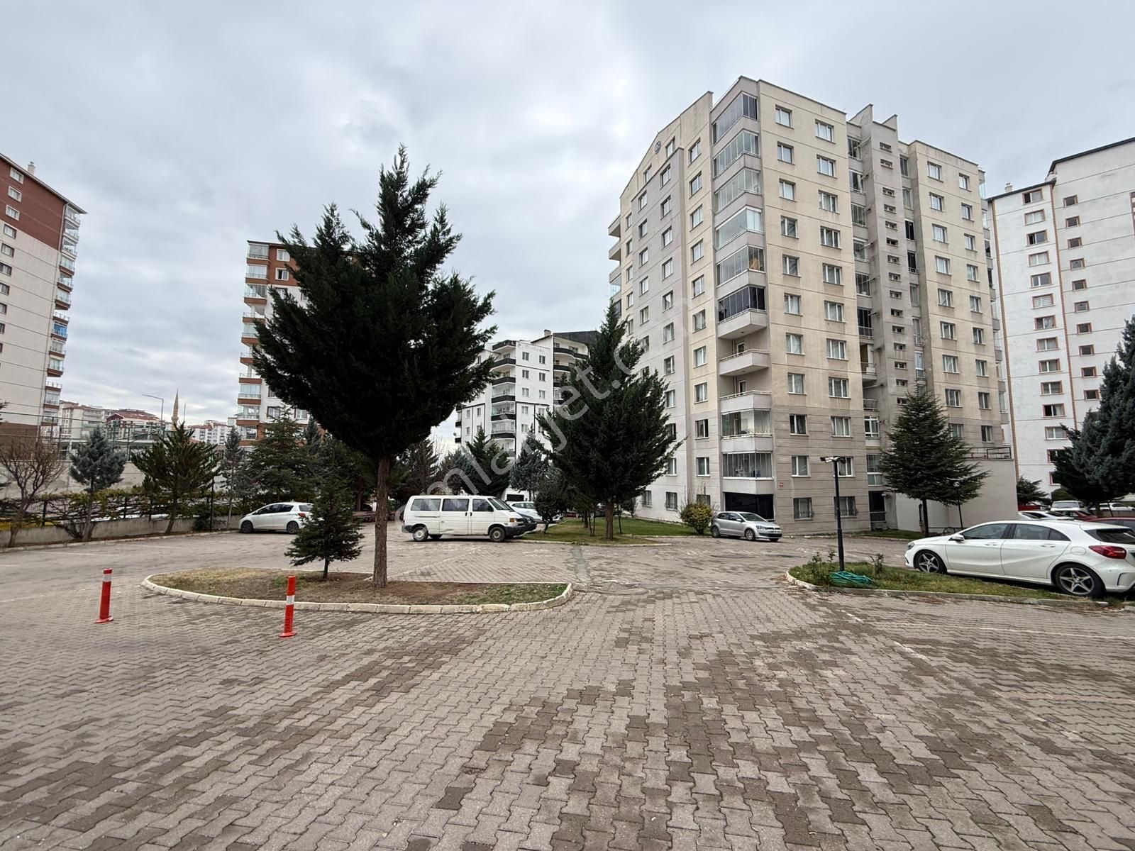 Lüxova'dan Avcılar Da Site İçerisinde Güney Cephe Kiralık Daire - Görsel 7
