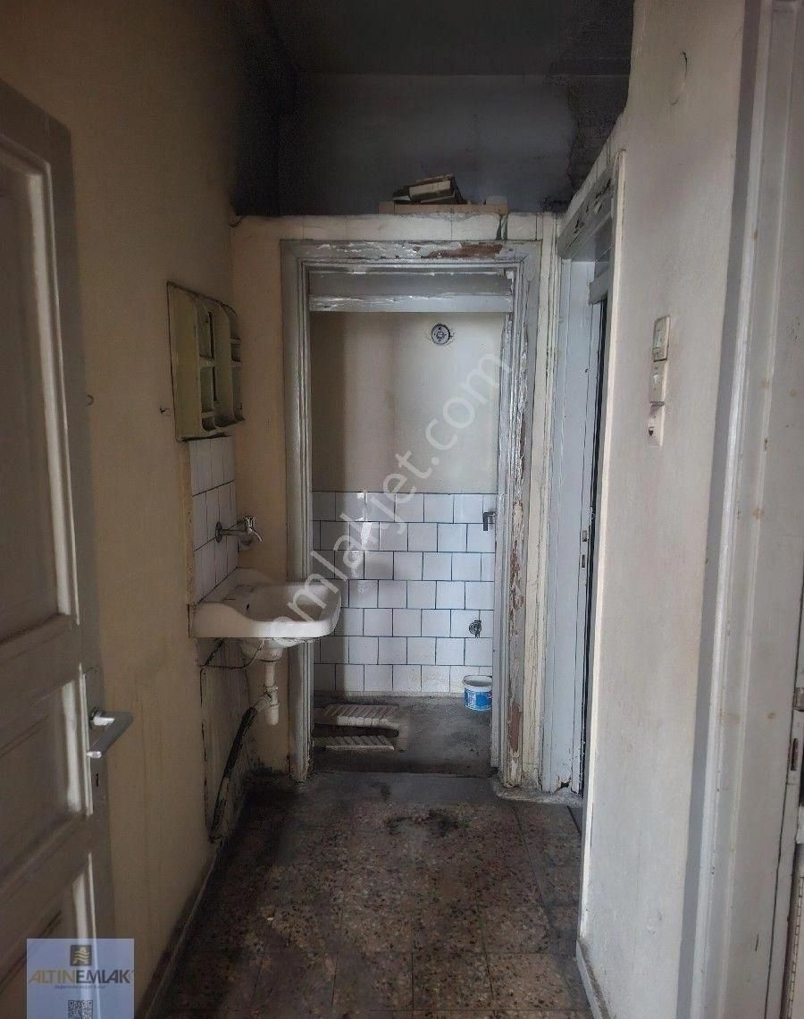 8.900.000 Tl 2 Katlı Bina Karşıyaka Sanayide - Görsel 17