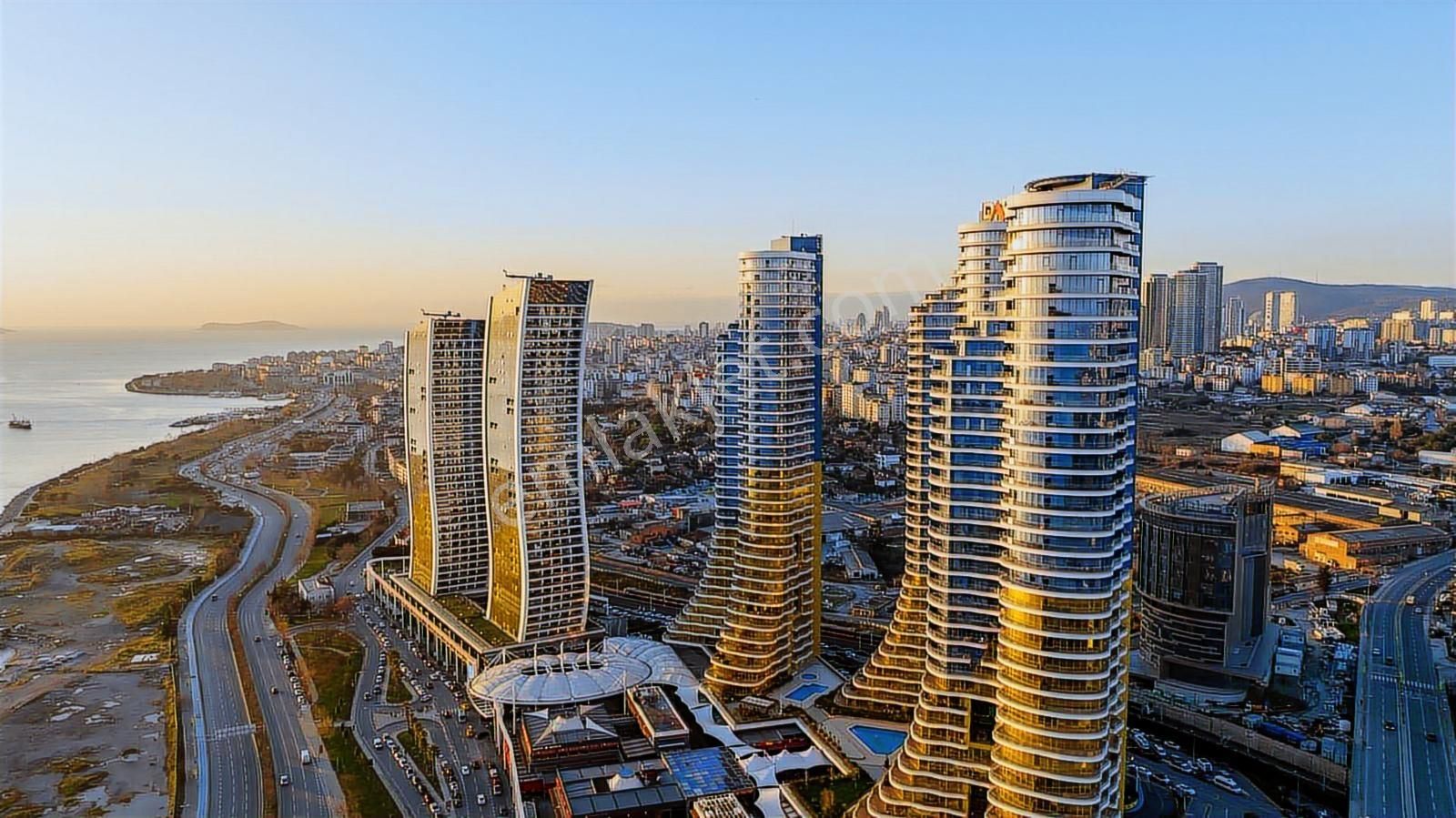 İstmarina Satılık 1+0 Home Ofis Bloğu Batı Cephe Balkonlu - Görsel 32