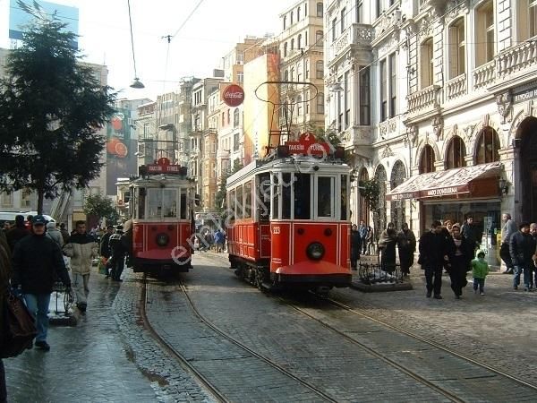 İstiklal Caddesi 1. Bölgede Satılık Komple Bina