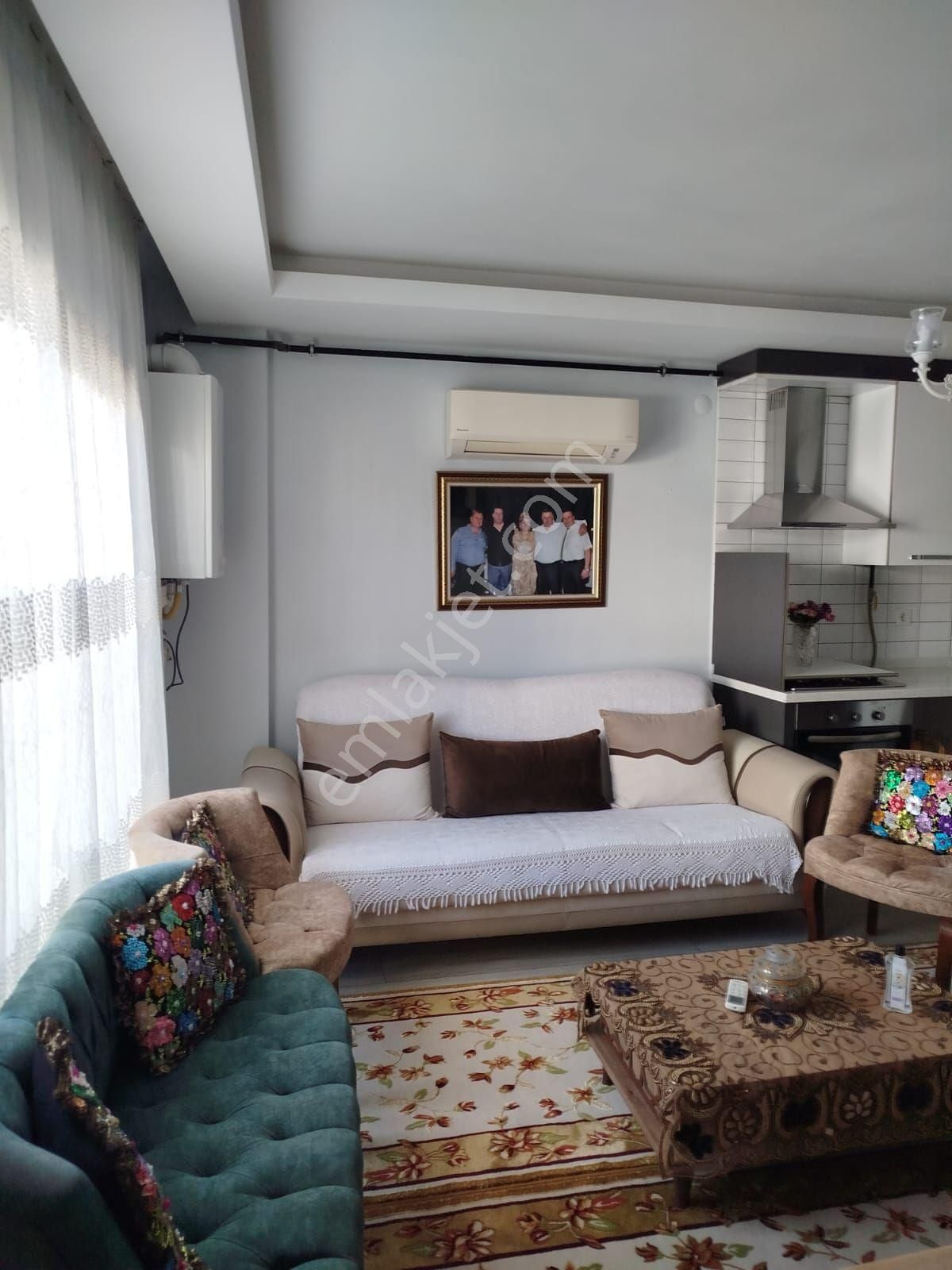 Buca Üçkuyular Meydan Yanı - 8 Yıllık Genç Binada Lüks 1+1 - Görsel 3