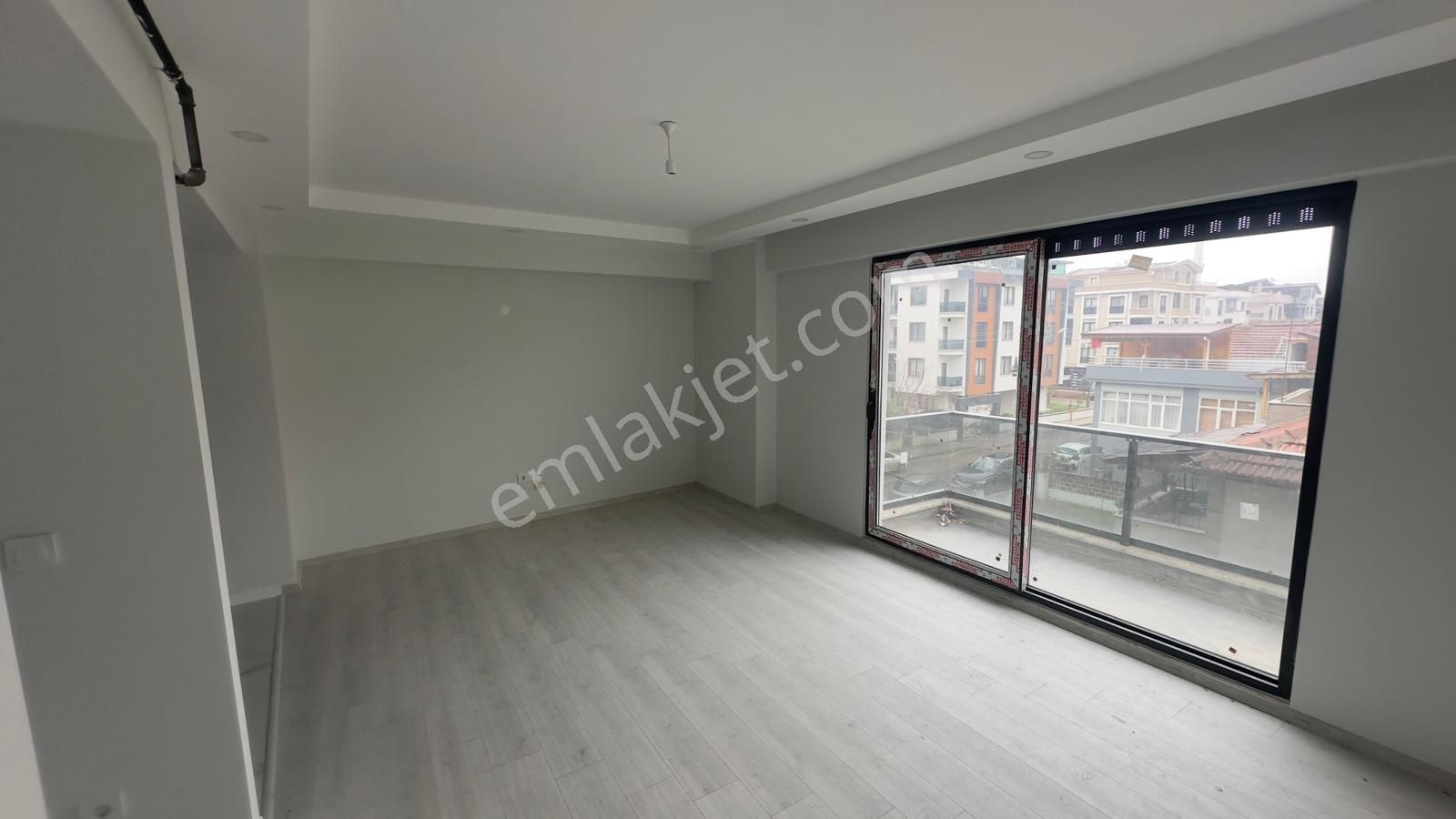 İsmet Paşa Mahallesinde Sıfır Satılık 2+1 Daire