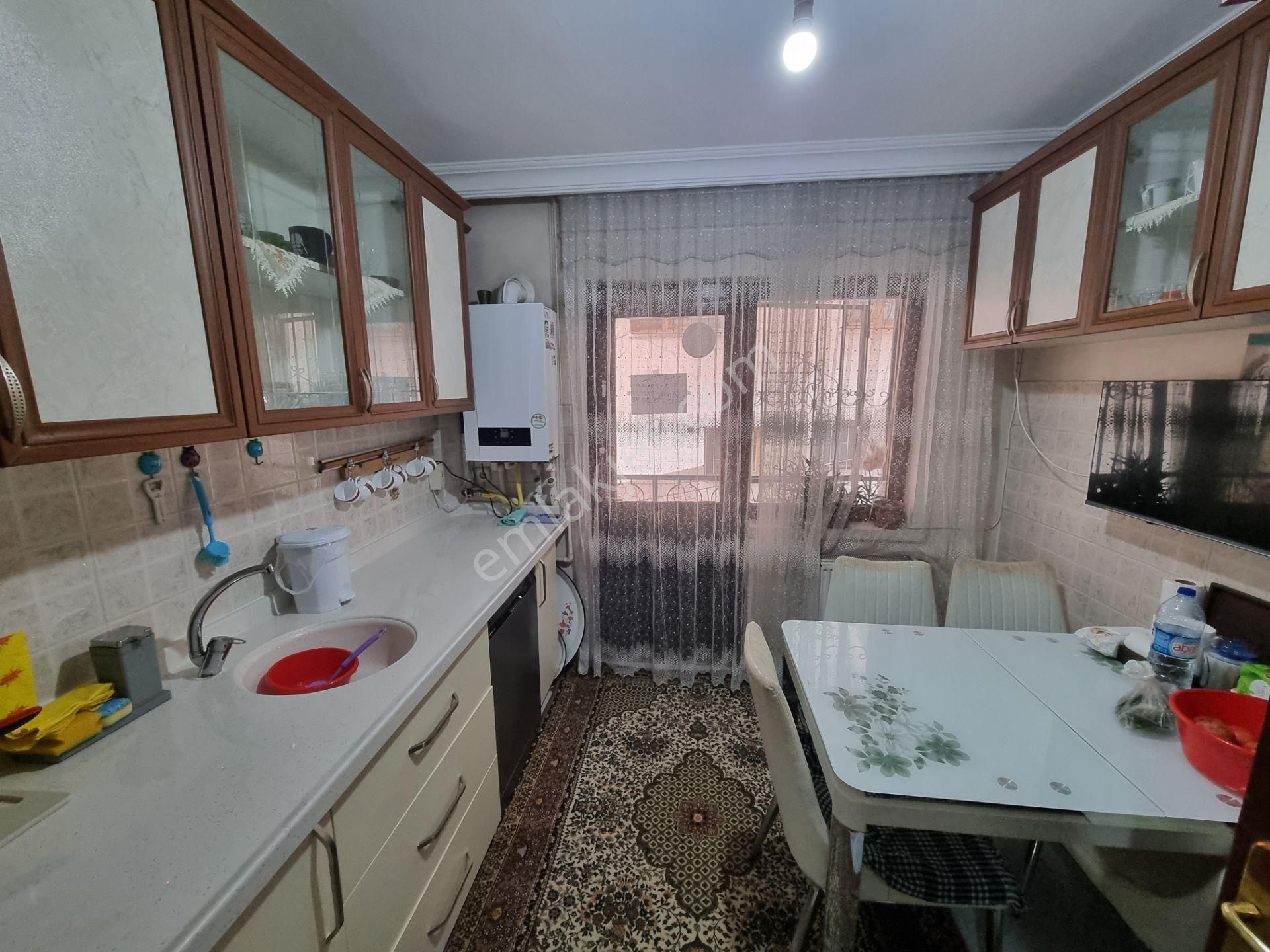 Kardeşler'de 3+1 Giriş Altı Kombili Salon Bağımsız 1balkonlu Yapılı - Görsel 24