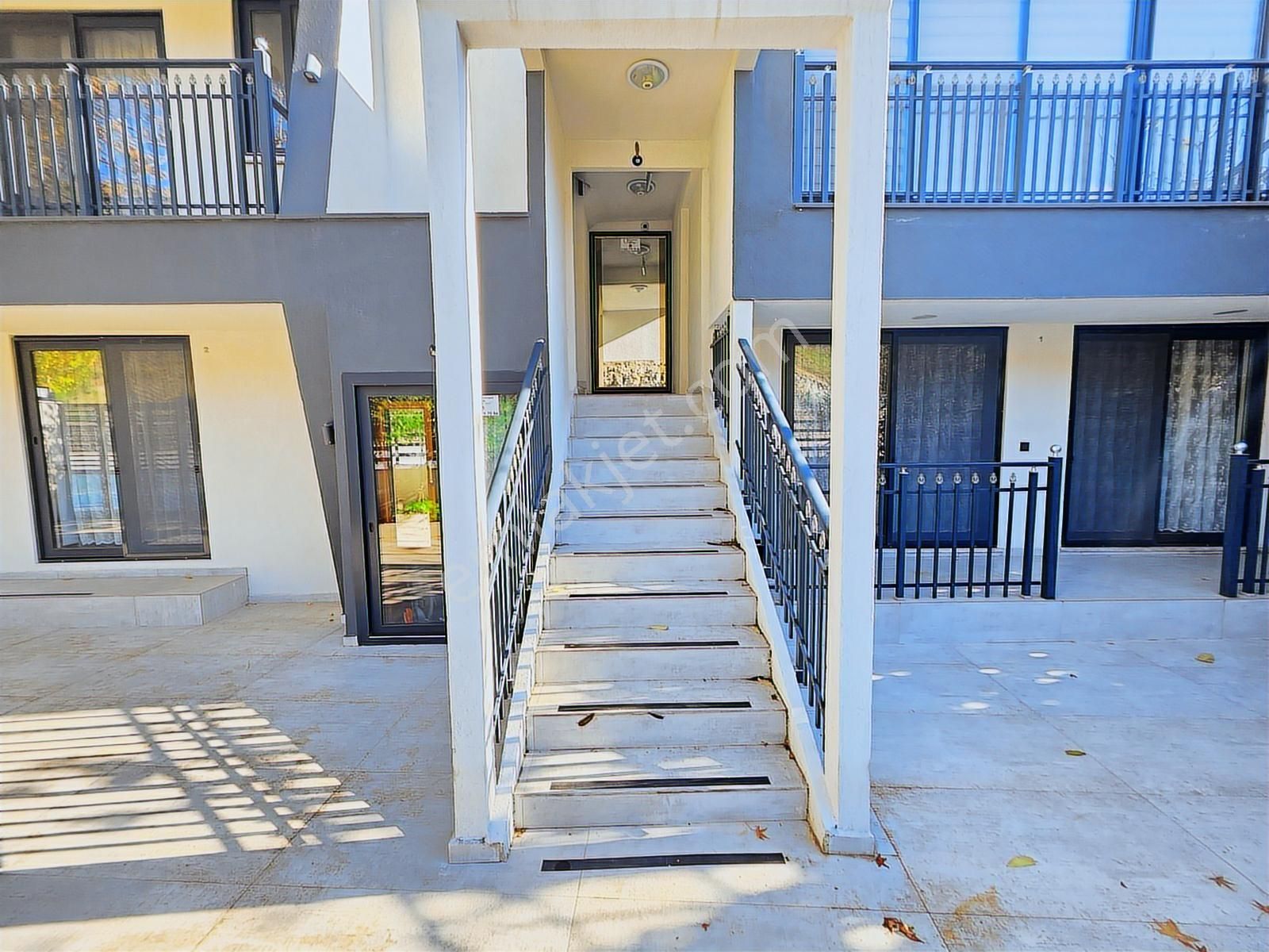 Marvera' Dan Kiralık Marmaris İçmeler' De 1+1 Eşyalı Daireler - Görsel 18