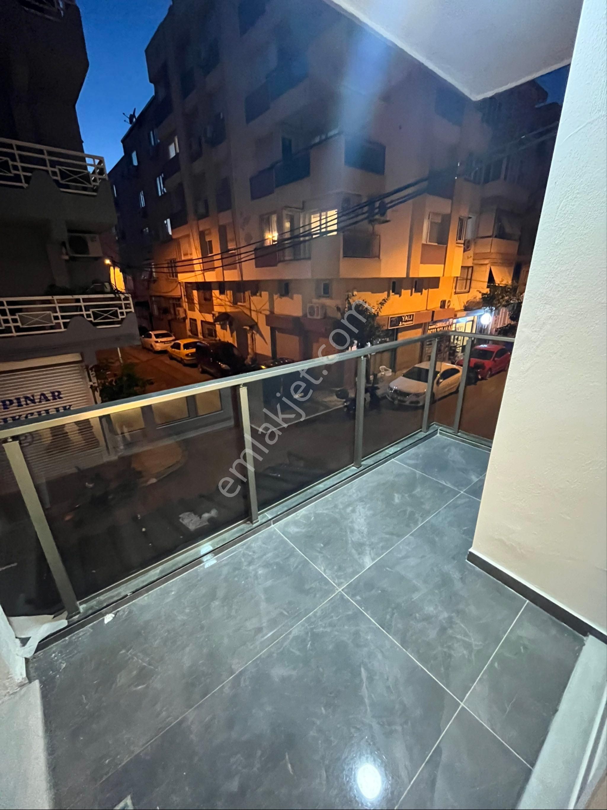 Ogün'den Güzelyalı Merkezde Full Yapılı Köşe Satılık Daire - Görsel 11