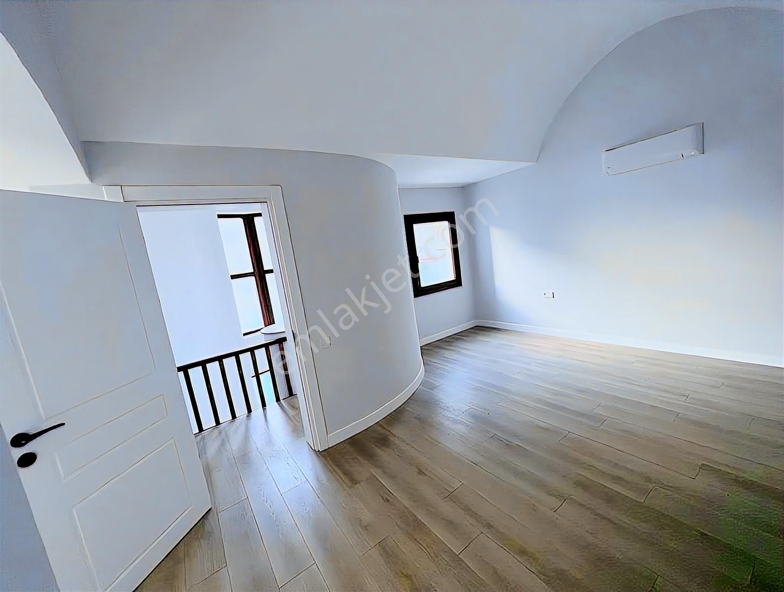 Marvera' Dan Satılık / Gökbel'de Deniz Ve Doğa Manzaralı Villa - Görsel 9