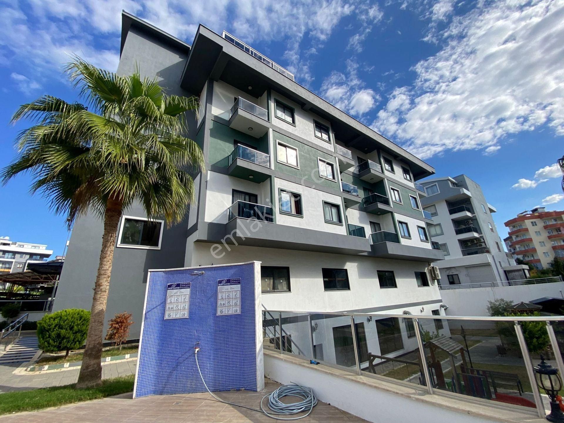 Tosmur’da Havuzlu Sitede 2+1 Dubleks Satılık Daire