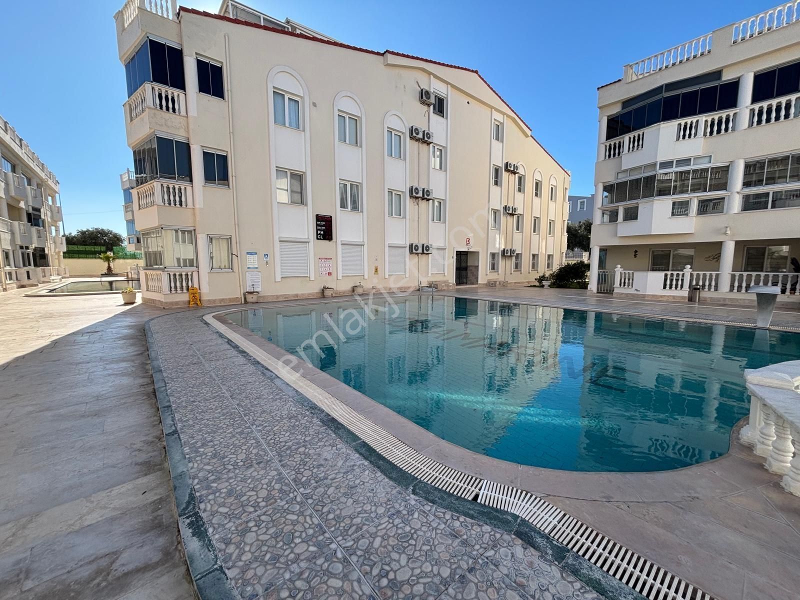 Didim Efeler Mahallesi Aqua Marine Sitesi'nde Kiralık 2+1dubleks - Görsel 11