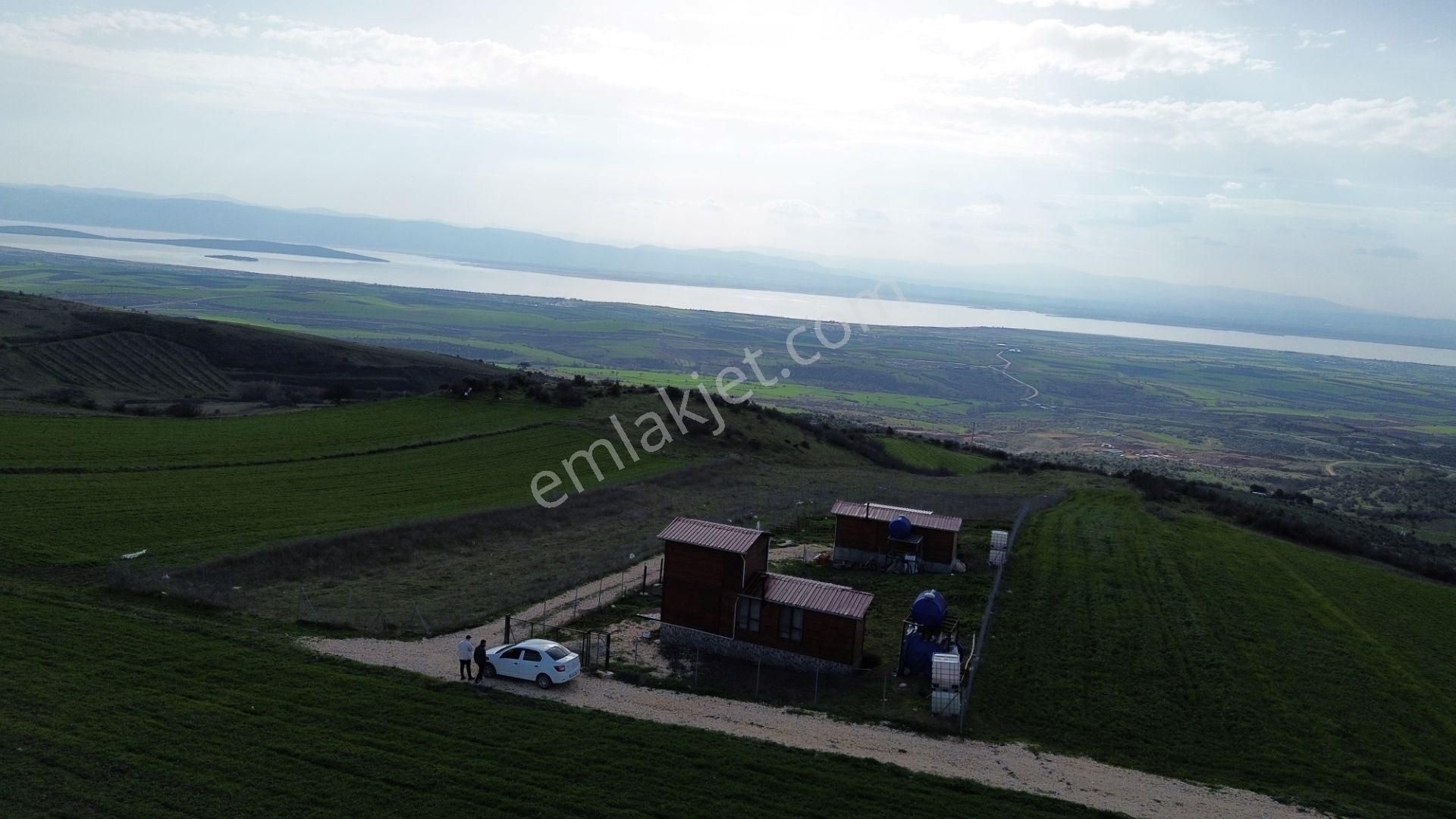 Akbey Gayrimenkul'den Subaşı Mah. Muhteşem Göl Manzaralı Bahçeler - Görsel 6