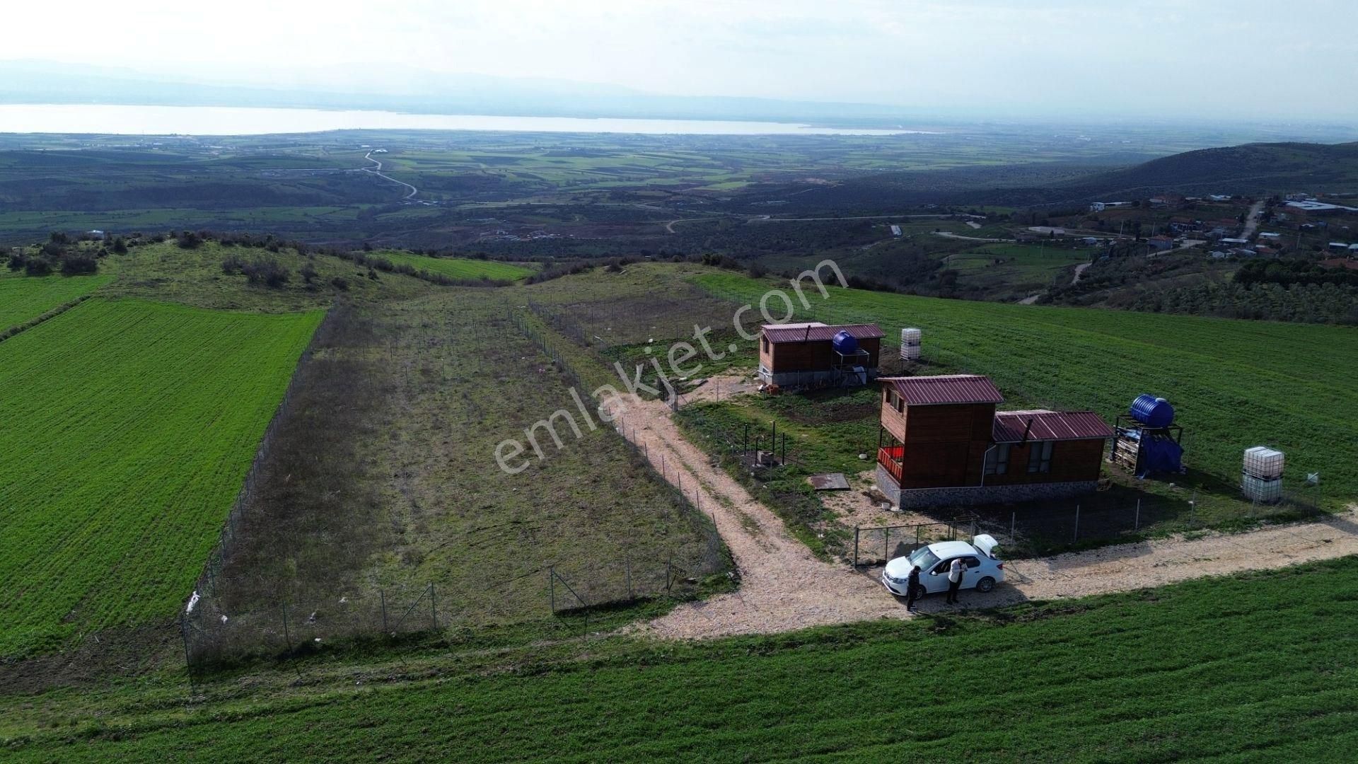 Akbey Gayrimenkul'den Subaşı Mah. Muhteşem Göl Manzaralı Bahçeler - Görsel 17