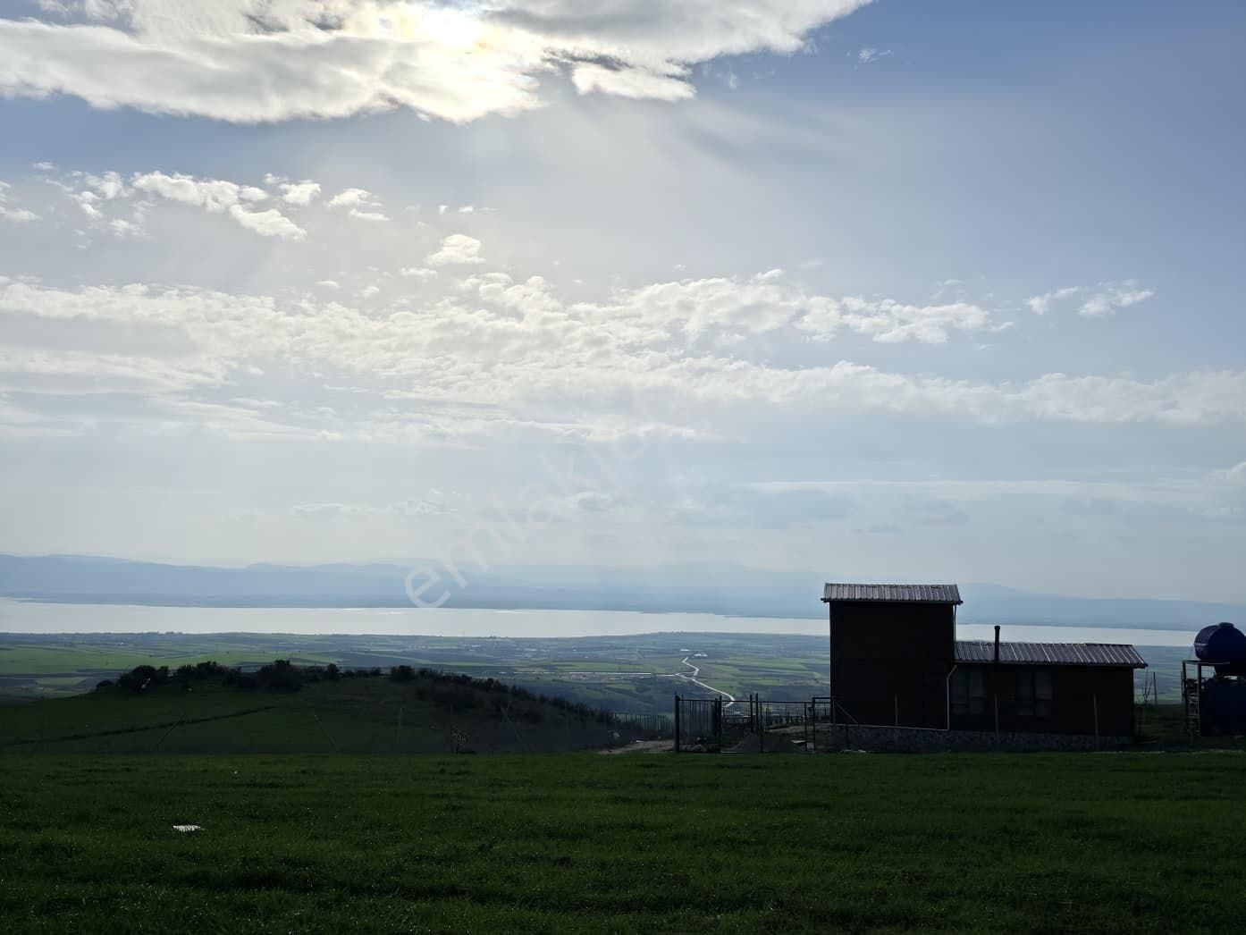 Akbey Gayrimenkul'den Subaşı Mah. Muhteşem Göl Manzaralı Bahçeler - Görsel 22