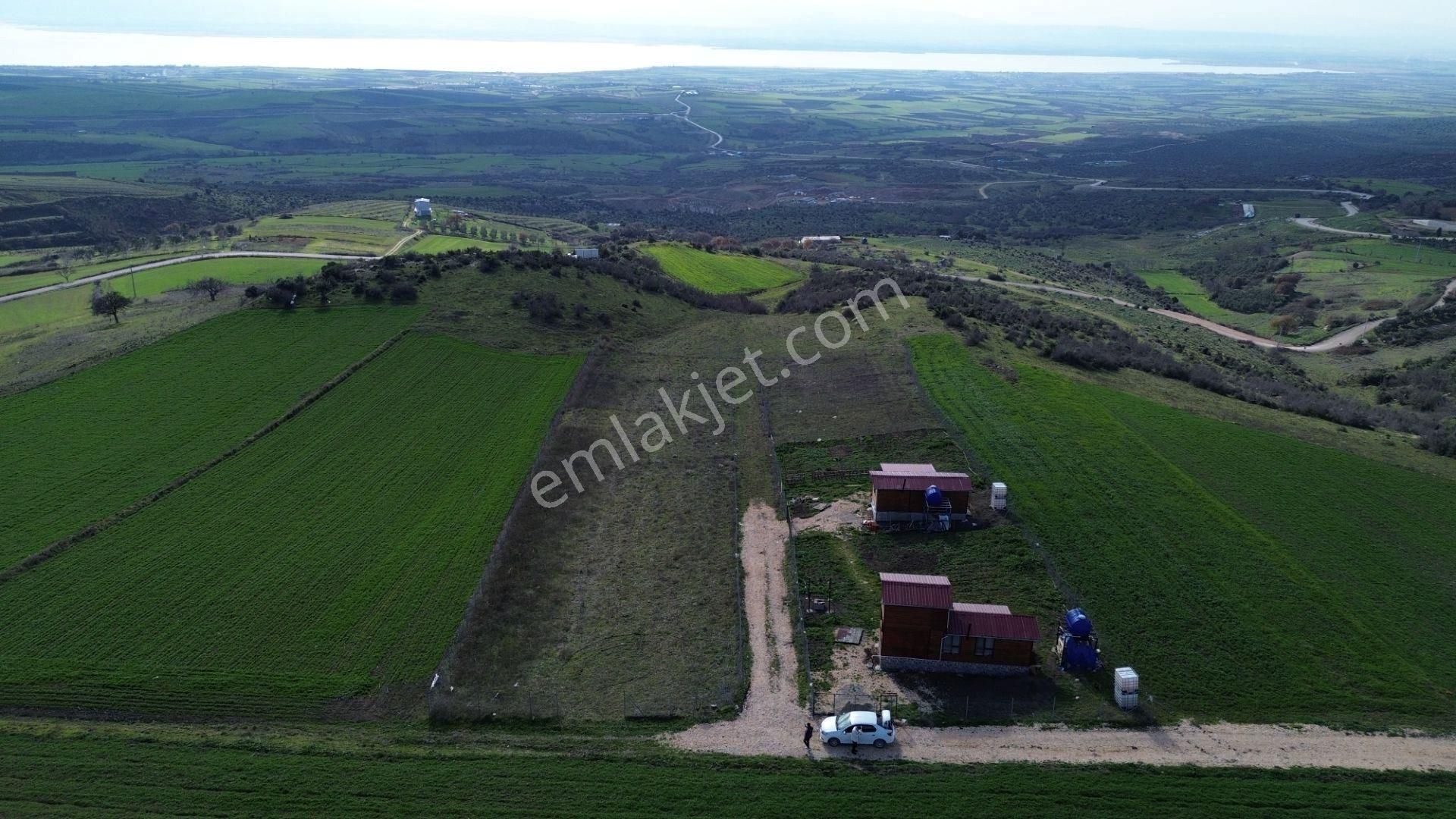 Akbey Gayrimenkul'den Subaşı Mah. Muhteşem Göl Manzaralı Bahçeler - Görsel 13