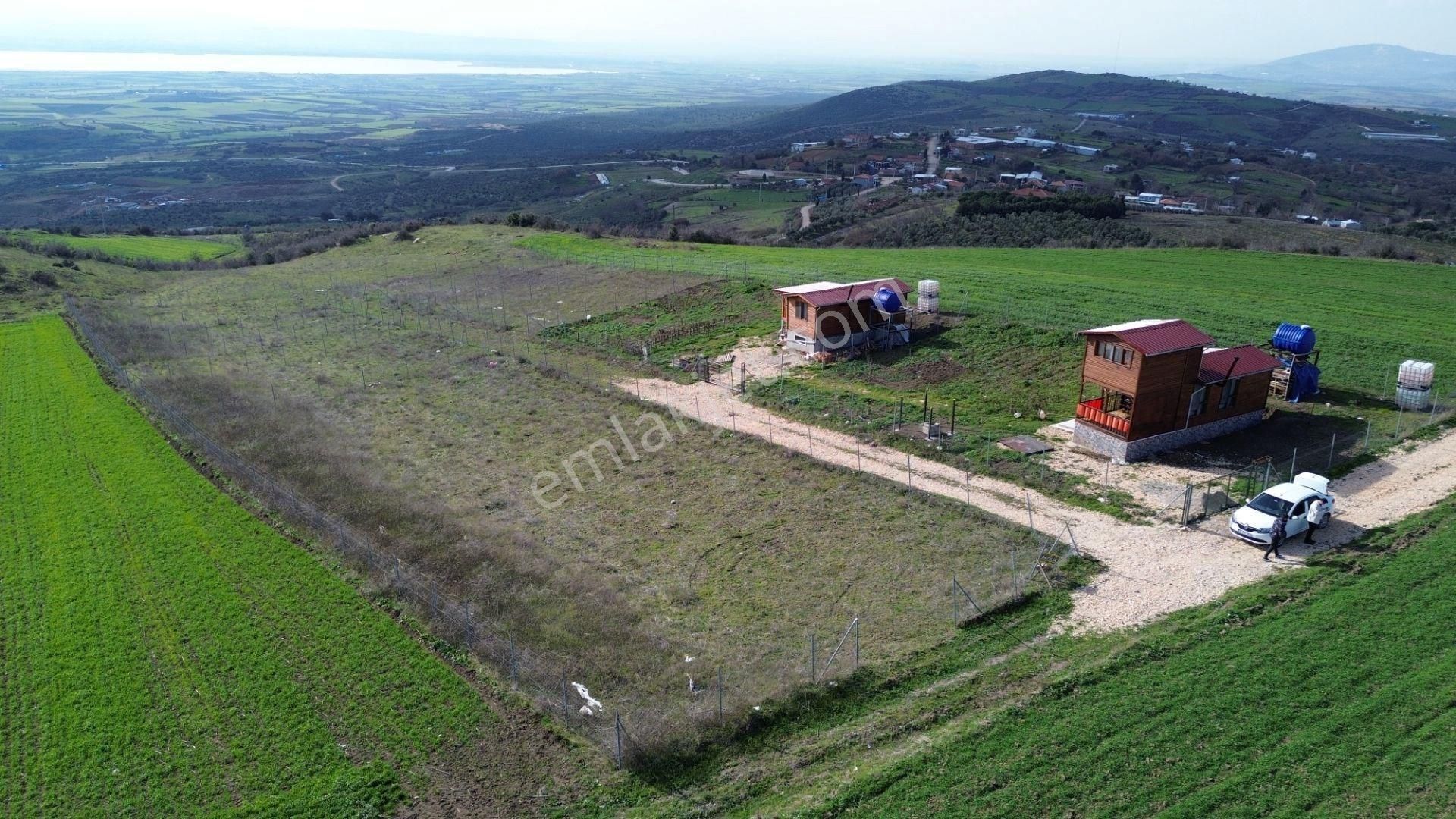 Akbey Gayrimenkul'den Subaşı Mah. Muhteşem Göl Manzaralı Bahçeler - Görsel 16