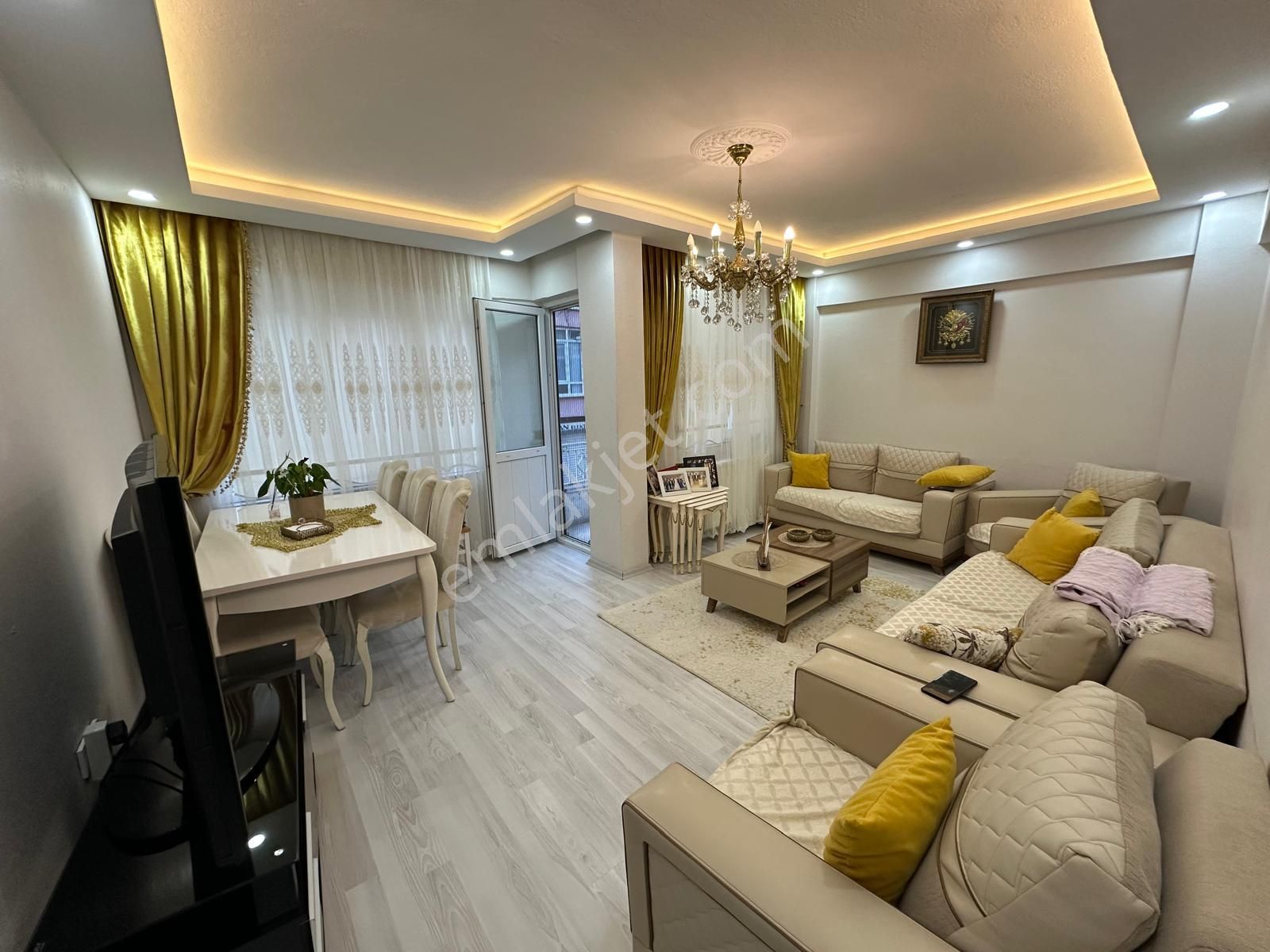 Reşadiye Mahallesi 3+1 Satılık Masrafsız Daire