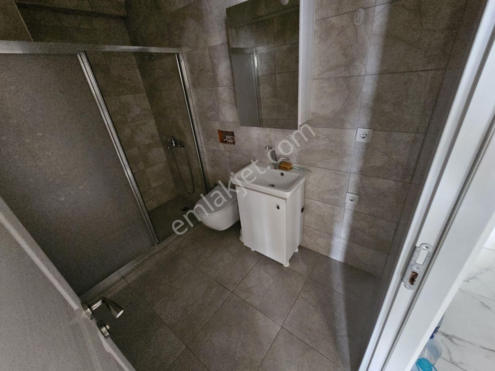 Kocamustafapaşa 85mk 3+1 Asansörlü Yeni Bina Çift Cephe 50.000tl - Görsel 34