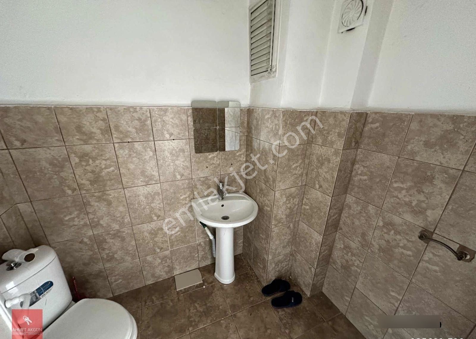 Büyükçekmece Çarşı Merkezde E-5 Cepheli 80 M2 Kiralık Ofis - Görsel 17