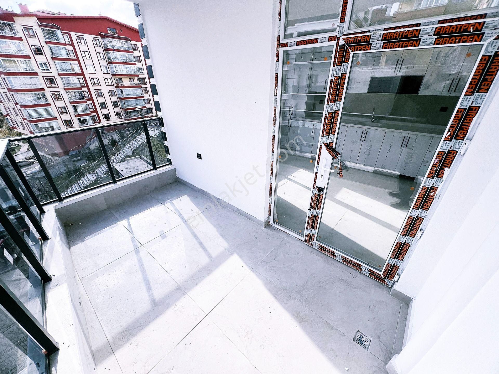 Cihandan Şehitkubilay Da Estergon Cadde Yakını Satlık Sıfır 3+1 - Görsel 6