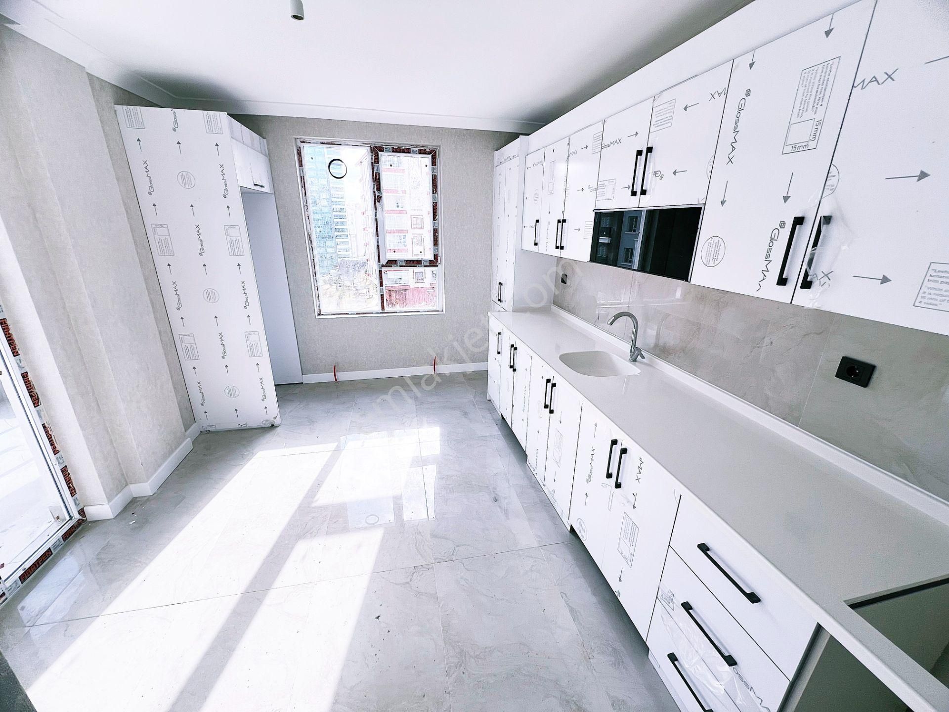 Cihandan Şehitkubilay Da Estergon Cadde Yakını Satlık Sıfır 3+1 - Görsel 3