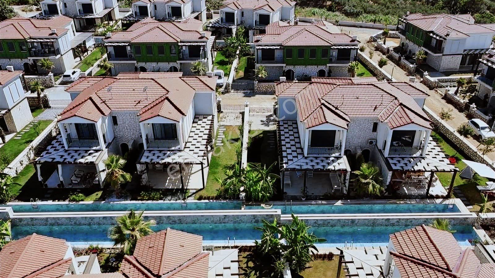 Kuşadası Davutlar Akdeniz Mimari Havuzlu Konsept Satılık Villa - Görsel 15