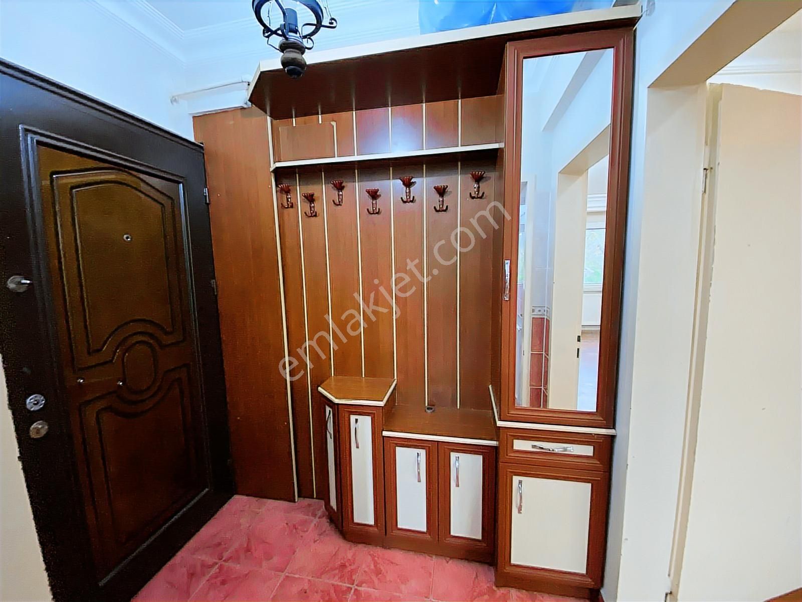 Zenith Real Estate'den Göçmen Konuktarı J Blok Kiralık 2+1 Daire - Görsel 2