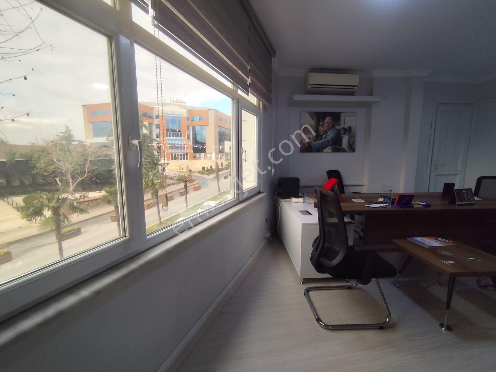 Azmir'den Satılık Vergi Dairesi Karşısı Geniş Ofis For Sale للبي - Görsel 4