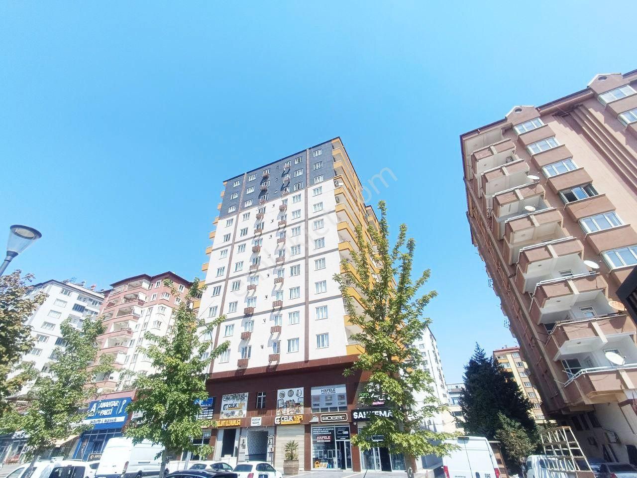 Repa Gayrimenkul Tayfun Gültoplayan'dan Mücahitler'de Eşyalı 2+1