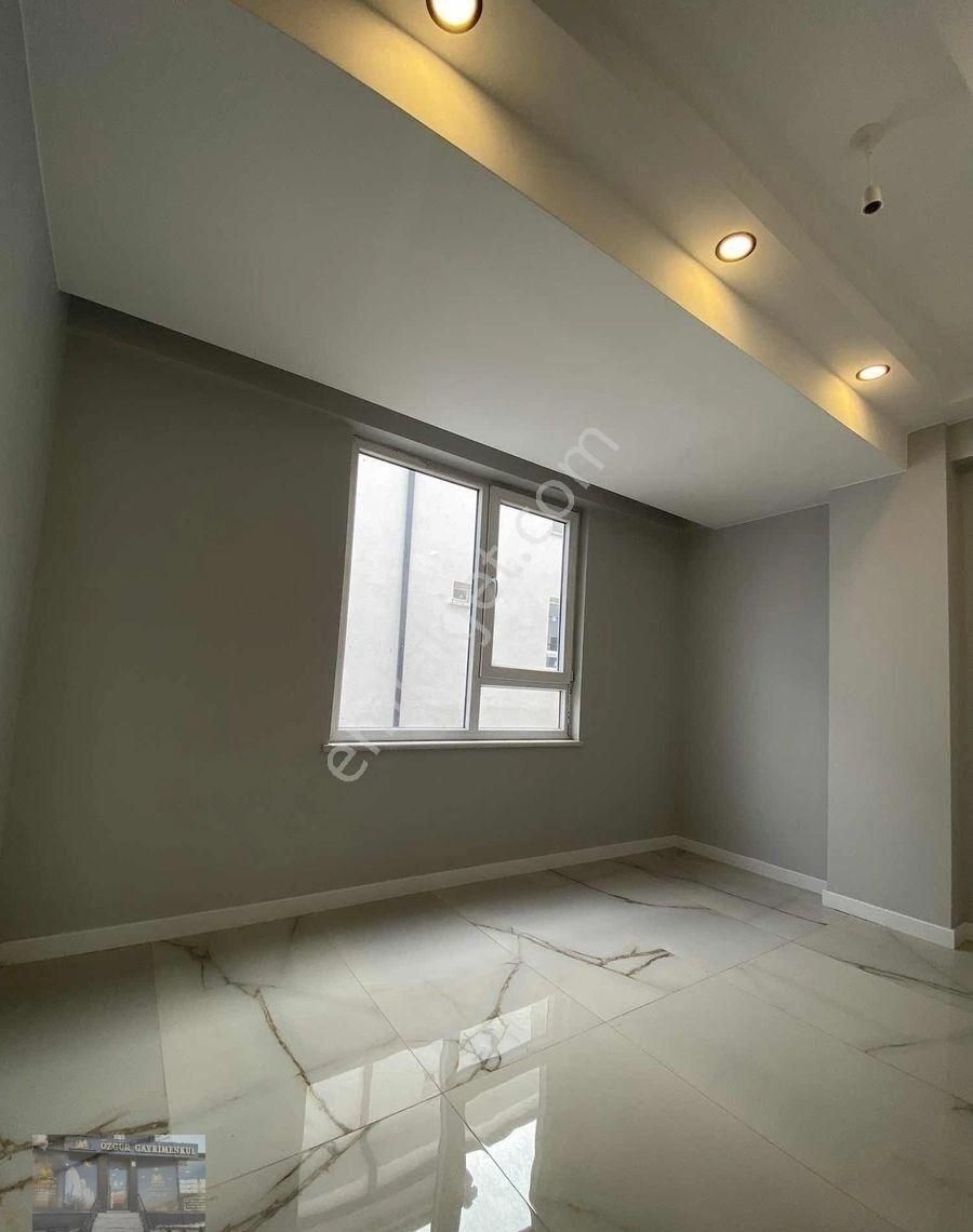 Esentepe Mahallesin De Yerden Isıtmalı Satılık 3+1 Daire - Görsel 4