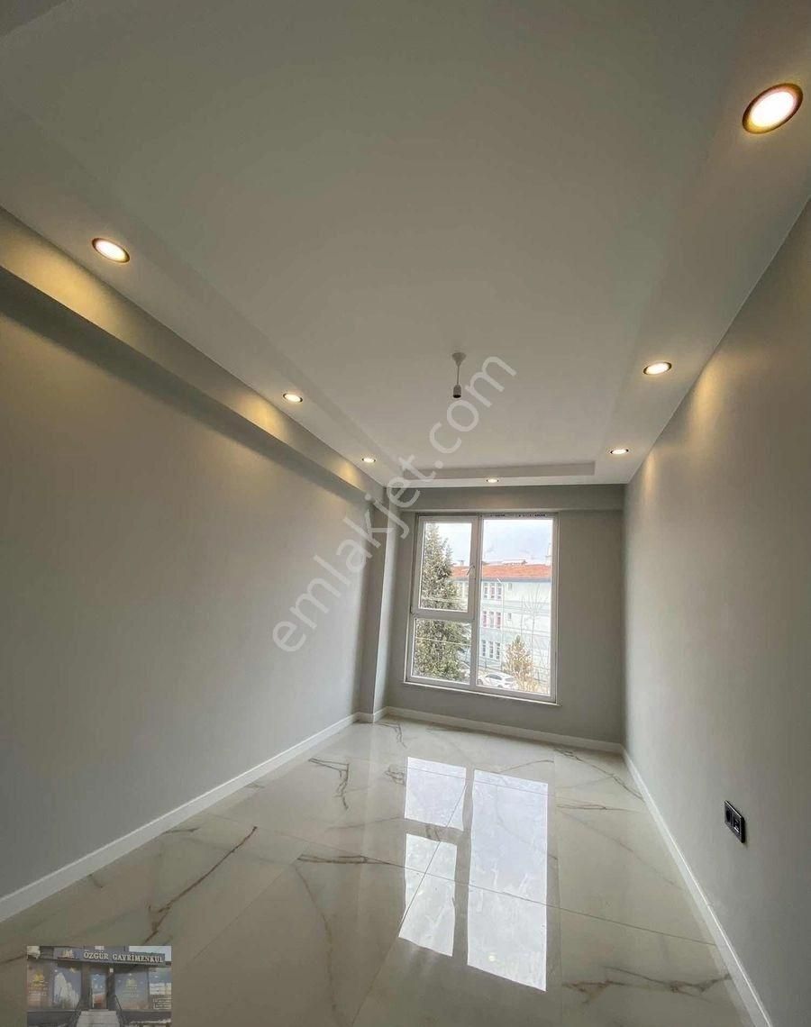 Esentepe Mahallesin De Yerden Isıtmalı Satılık 3+1 Daire - Görsel 34