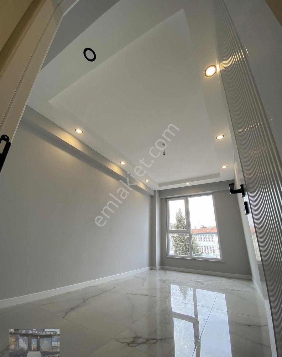 Esentepe Mahallesin De Yerden Isıtmalı Satılık 3+1 Daire - Görsel 16