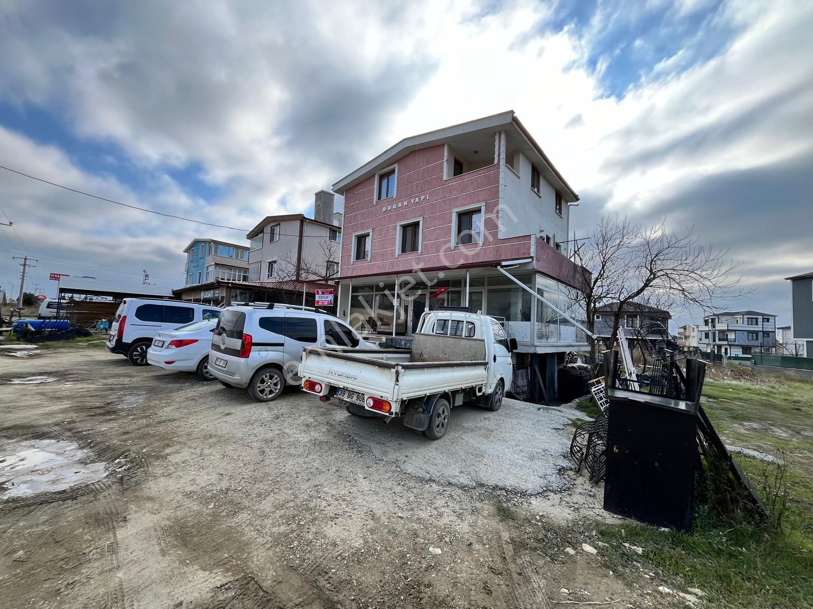 Tekirdağistanbul Yolu Cepheli | Yüksek Kira & Tabela Değerli - Görsel 3