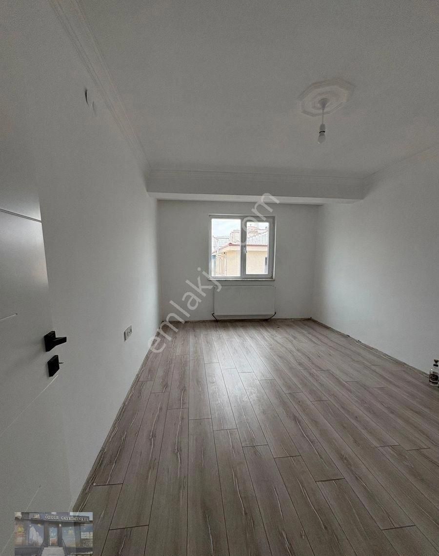 Çamlıca Efeler Sok Kiralık 2+1 Daire - Görsel 30