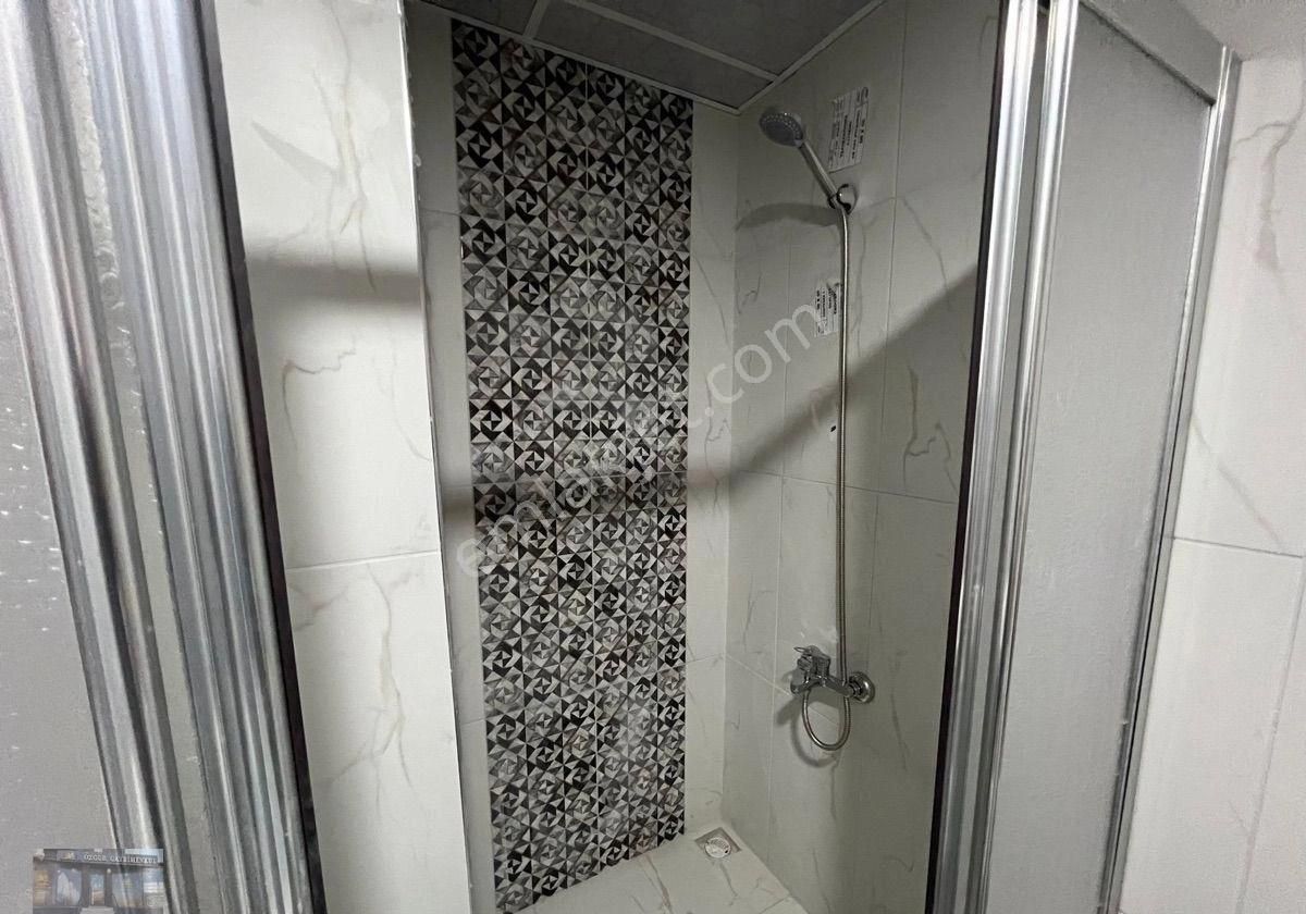 Çamlıca Mahallesi 1+1 Lüks Satılık Daire - Görsel 3