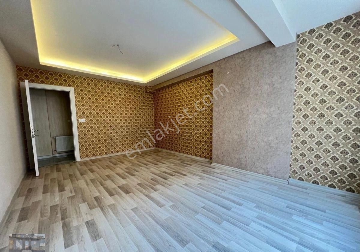 Çamlıca Mahallesin De 2+1 Fırsat Daire - Görsel 13