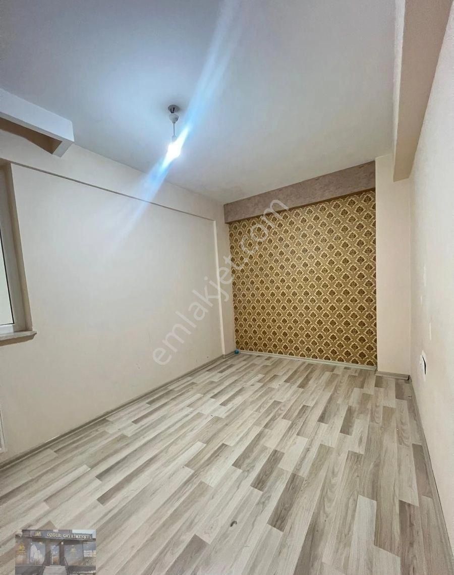Çamlıca Mahallesin De 2+1 Fırsat Daire - Görsel 17