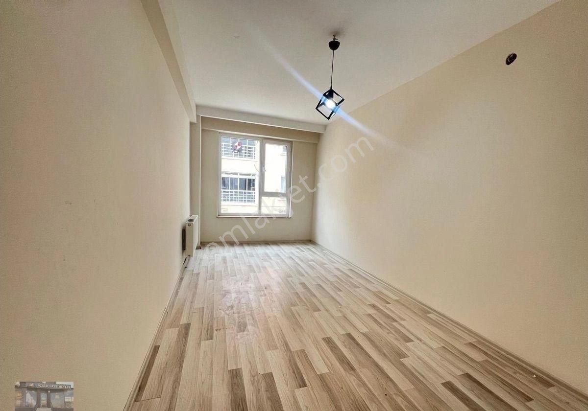 Çamlıca Mahallesin De 2+1 Fırsat Daire - Görsel 22