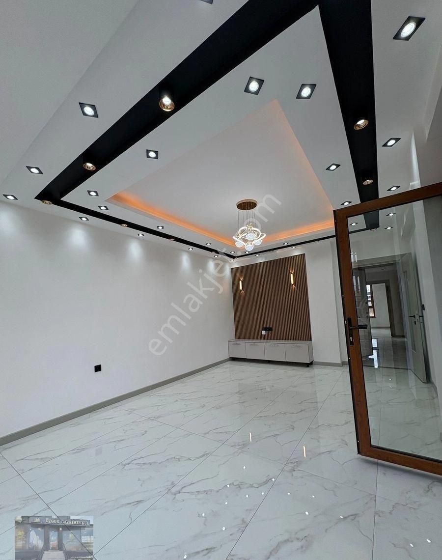 Çamlıca Mahallesi 2+1 Sıfır Ultra Lüks Daire - Görsel 18