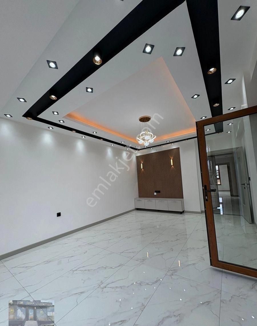 Çamlıca Mahallesi 2+1 Sıfır Ultra Lüks Daire - Görsel 13