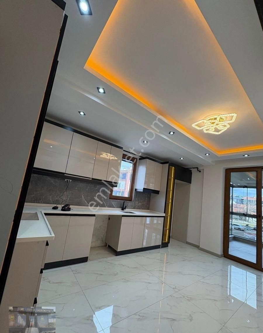 Çamlıca Mahallesi 2+1 Sıfır Ultra Lüks Daire - Görsel 20